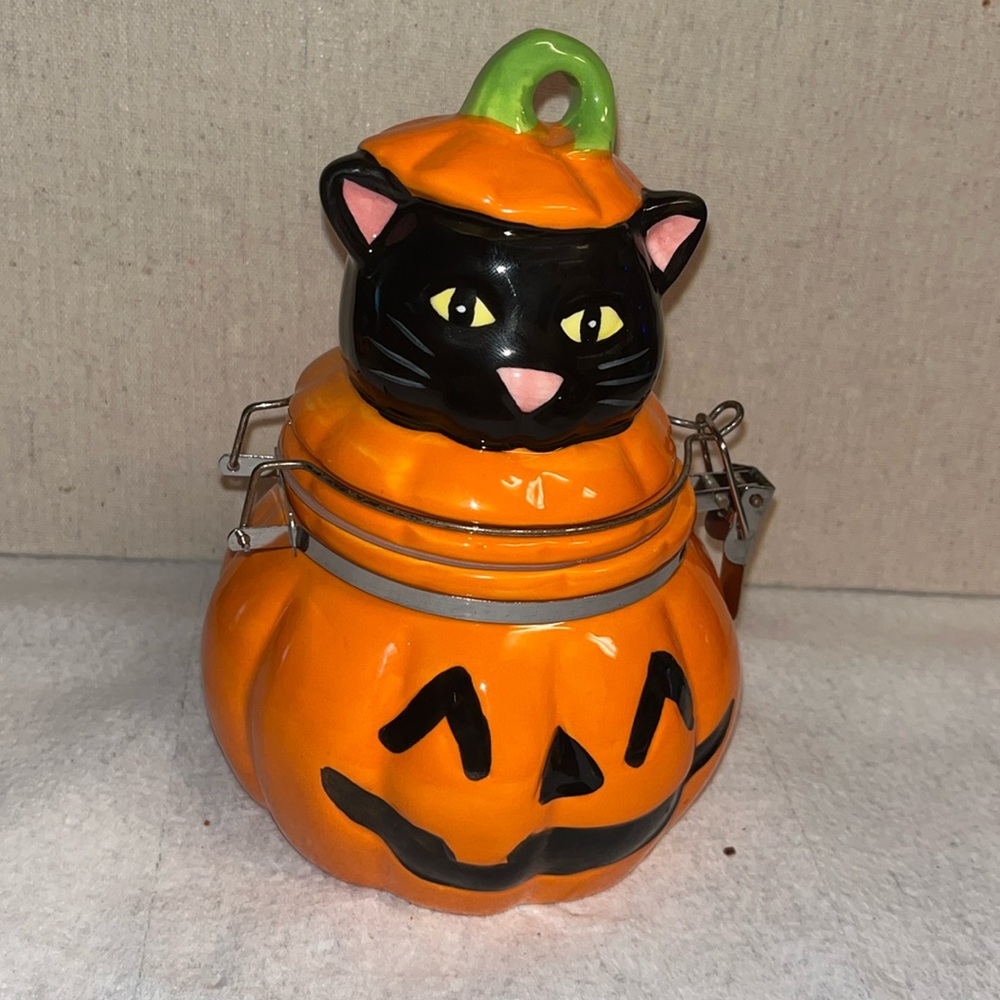 Halloween pumpkin with a cat on top cookie or candy jar